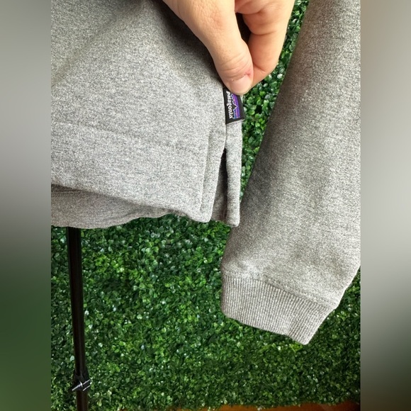 Patagonia Women’s Logo Uprisal M Gray Hoodie - Picture 4 of 7